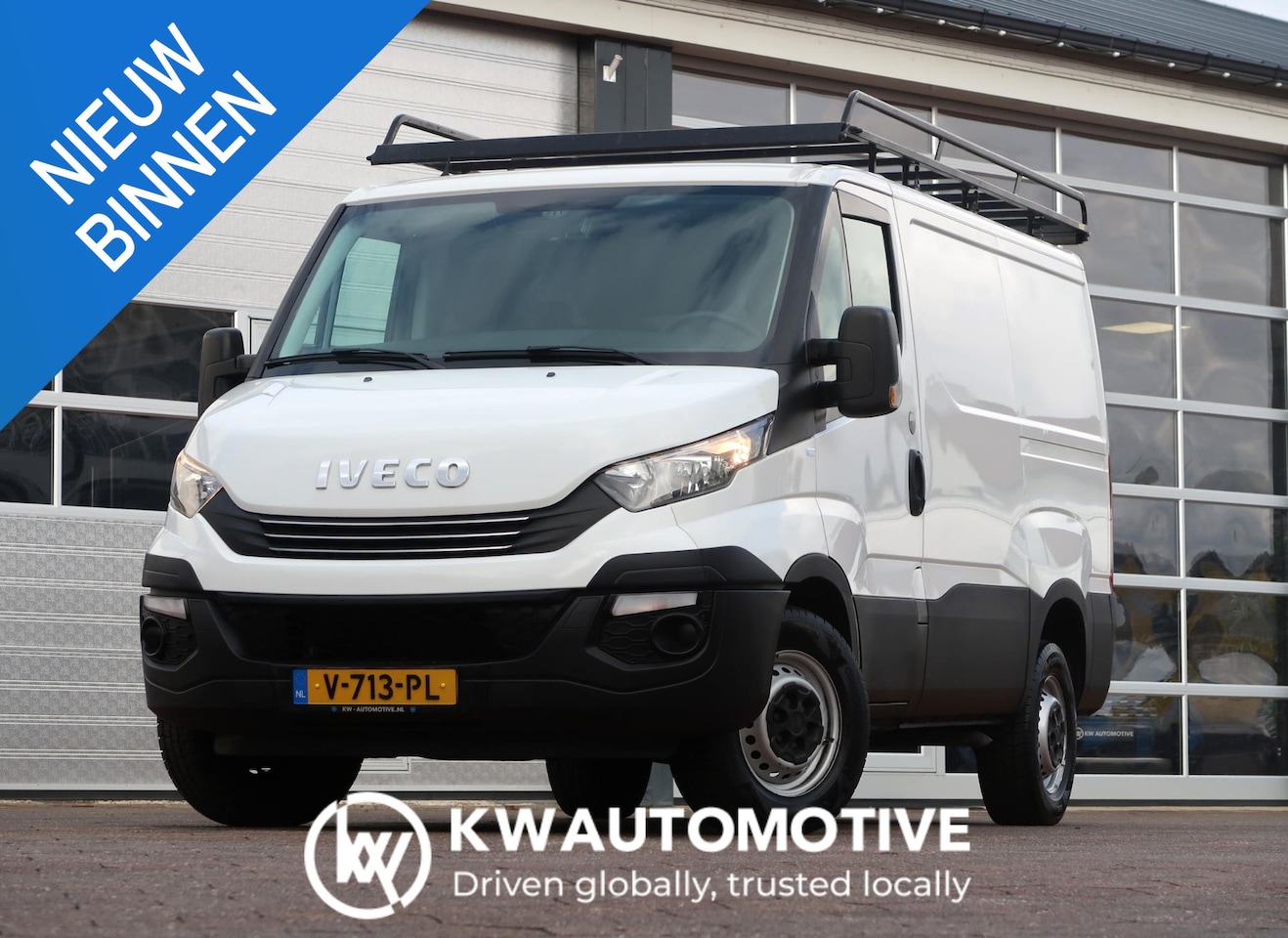 Iveco Daily - 35S14V 300 L1H1 AUT/ 3,5t/ CAM/ CRUISE/ TREKHAAK/ AIRCO/ ETC - AutoWereld.nl
