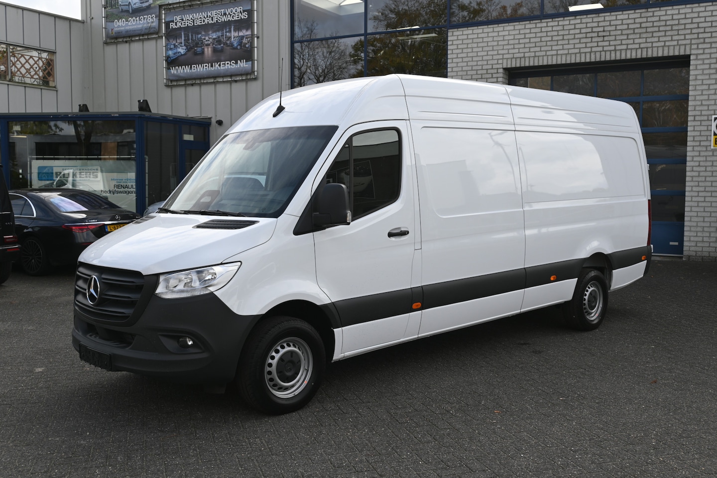 Mercedes-Benz Sprinter - 317 CDI L3H2 Pro 10.25 MBUX met camera - AutoWereld.nl