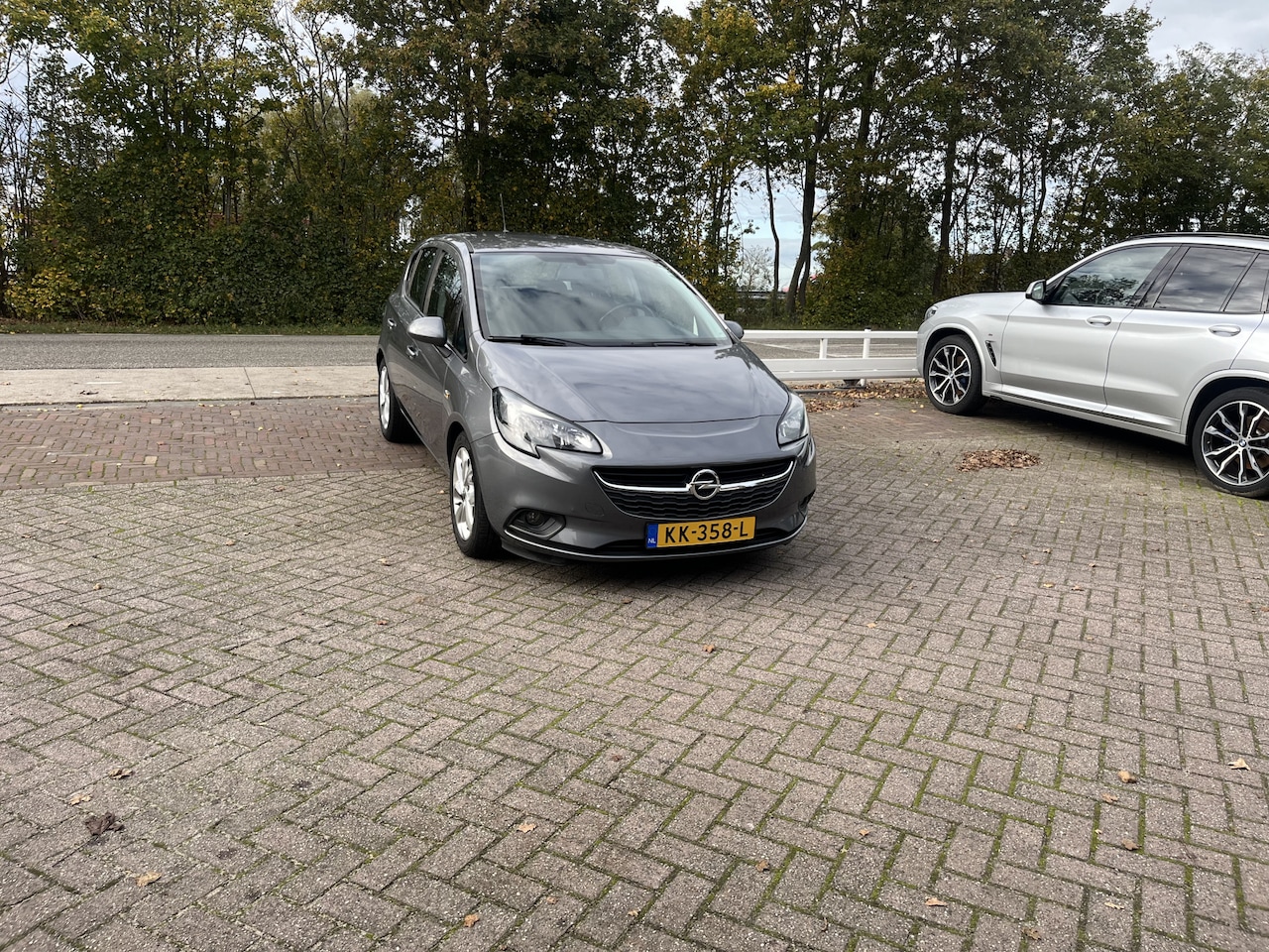 Opel Corsa - 1.4 Edition TREKHAAK CARPLAY CRUISE - AutoWereld.nl