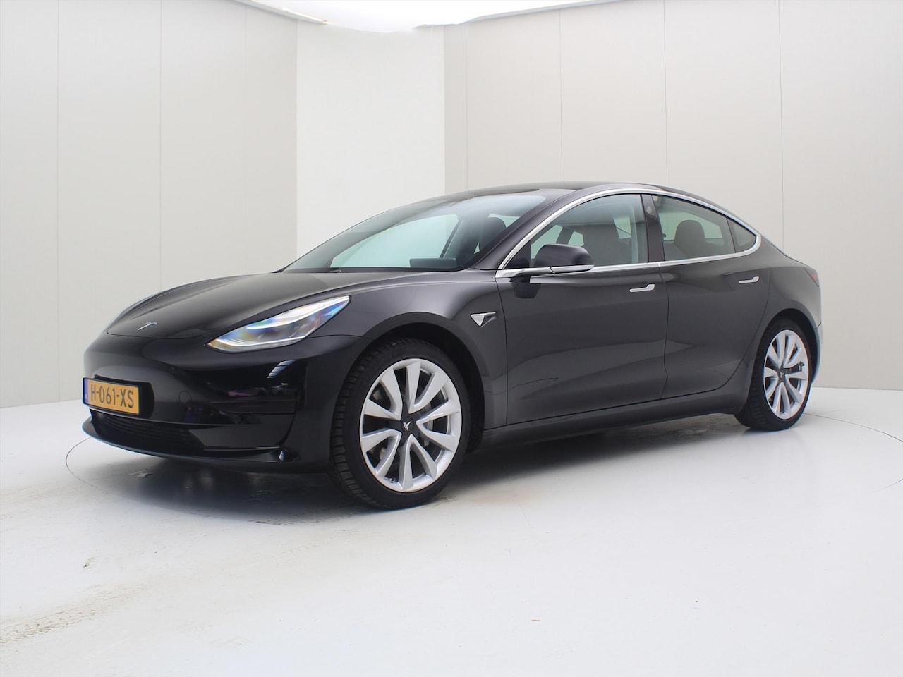 Tesla Model 3 - Standard RWD Plus [ TREKHAAK+AUTOPILOT+19" LMV+60 kWh+PREMIUM AUDIO ] - AutoWereld.nl