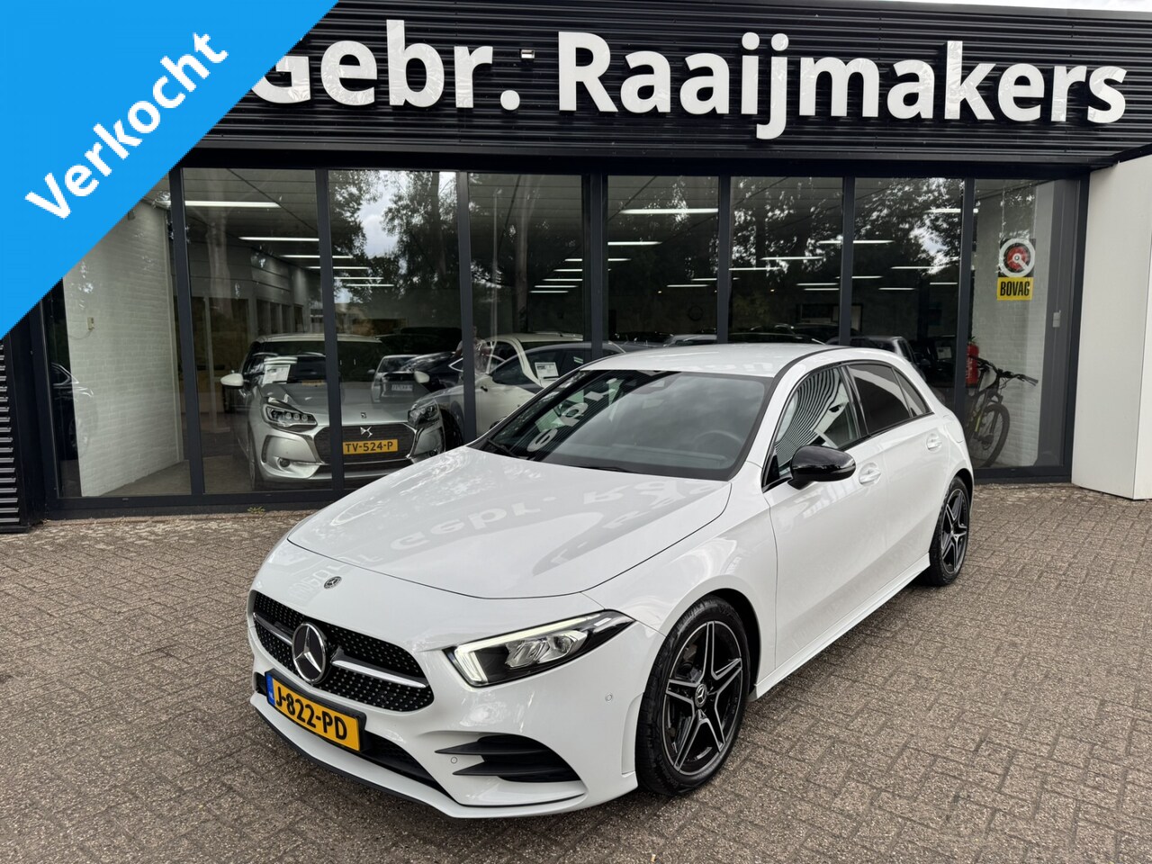 Mercedes-Benz A-klasse - 180 Business Solution AMG*LED*Navi*Camera* - AutoWereld.nl