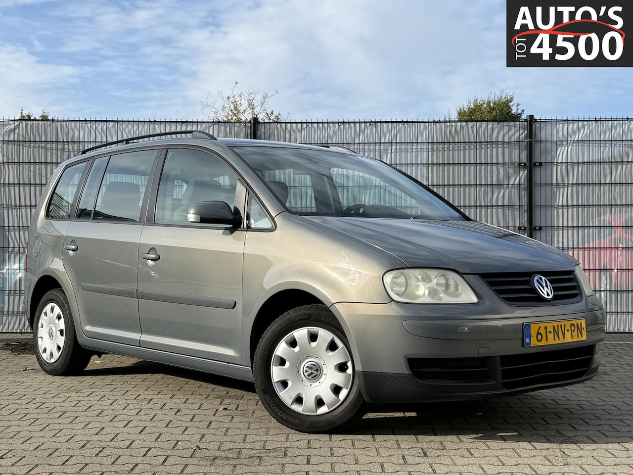 Volkswagen Touran - 1.6-16V FSI Athene Airco! Tekhaak! - AutoWereld.nl