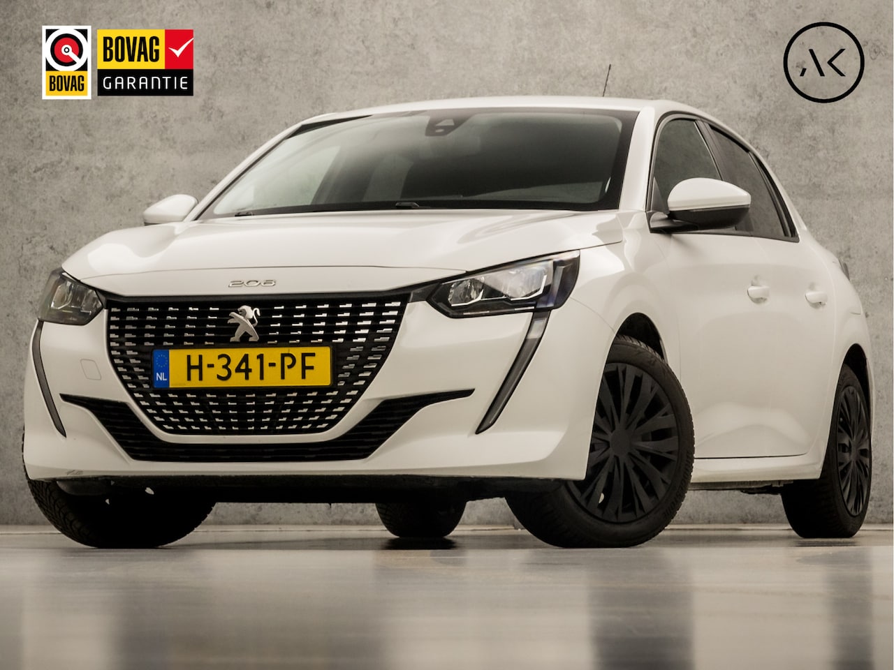 Peugeot 208 - 1.2 PureTech Sport (APPLE CARPLAY, GROOT NAVI, PARKEERSENSOREN, GETINT GLAS, SPORTSTOELEN, - AutoWereld.nl