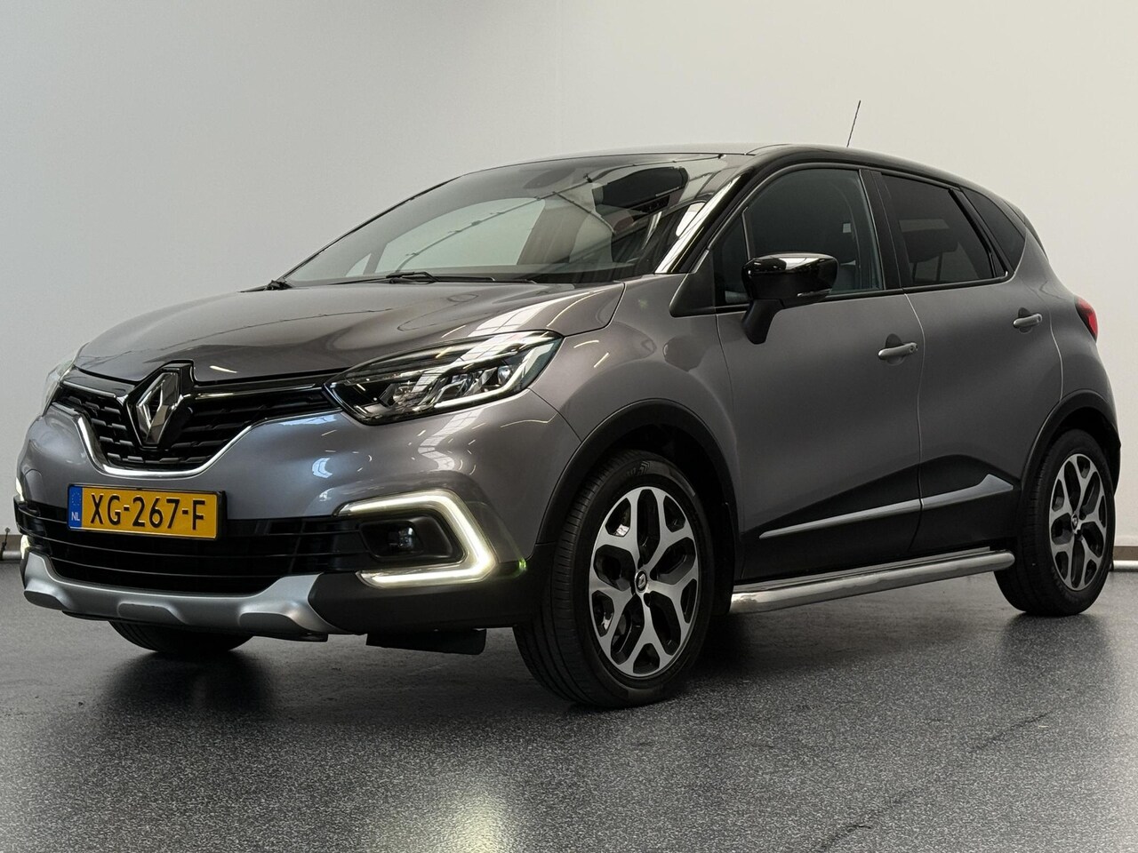 Renault Captur - 1.2 TCe Intens | Automaat | Facelift | Navigatie | Trekhaak - AutoWereld.nl
