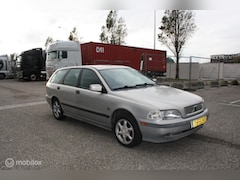 Volvo V40 - 1.8 Europa