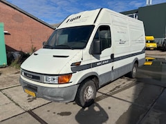 Iveco Daily - 35 S 12V 300 H2 Trekhaak 2800 kg