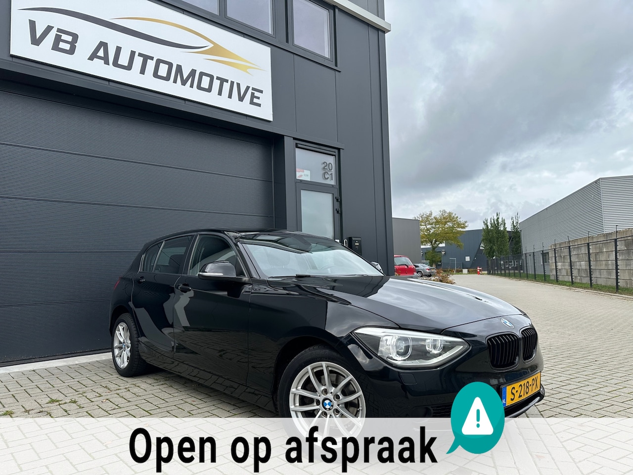 BMW 1-serie - 116i Executive | Stoelverw | Xenon | Keyless | LM Velgen | Nieuwe APK! - AutoWereld.nl