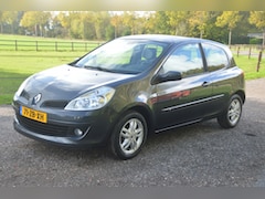 Renault Clio - 1.6-16V Dynamique Automaat Clima Cruise