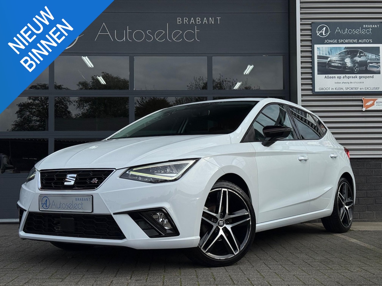 SEAT Ibiza - 1.0 TSI FR Cruise Navi LED - AutoWereld.nl