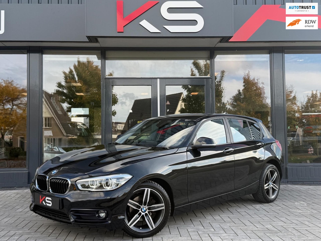 BMW 1-serie - 118i Sport Edition Navi Xenon Pdc - AutoWereld.nl