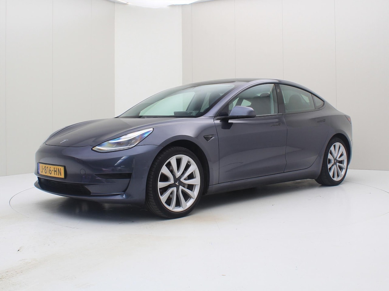 Tesla Model 3 - Standard RWD Plus [ TREKHAAK+19'' LMV+AUTOPILOT+60 kWh+PREMIUM AUDIO ] - AutoWereld.nl