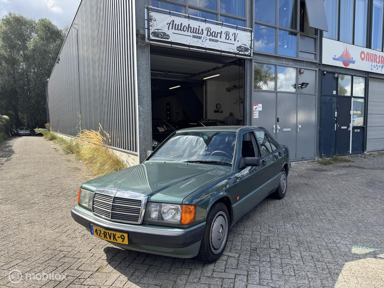 Mercedes-Benz 190-serie - 1.8 E Stuurbekrachtiging! Trekhaak! APK! - AutoWereld.nl