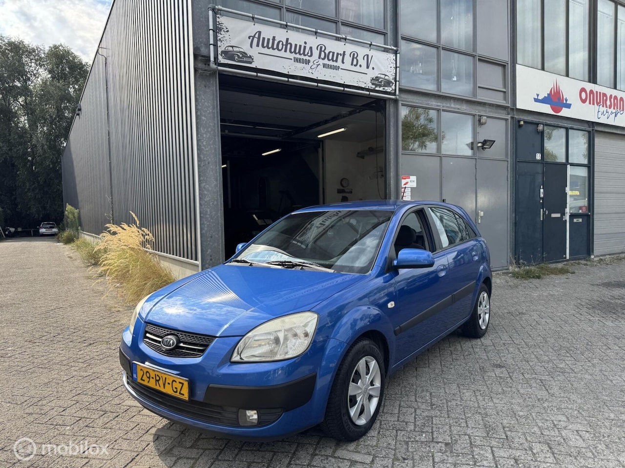 Kia Rio - 1.4 LXE Airco! Compleet onderhouden! Nieuwe APK! NAP Logisch! - AutoWereld.nl
