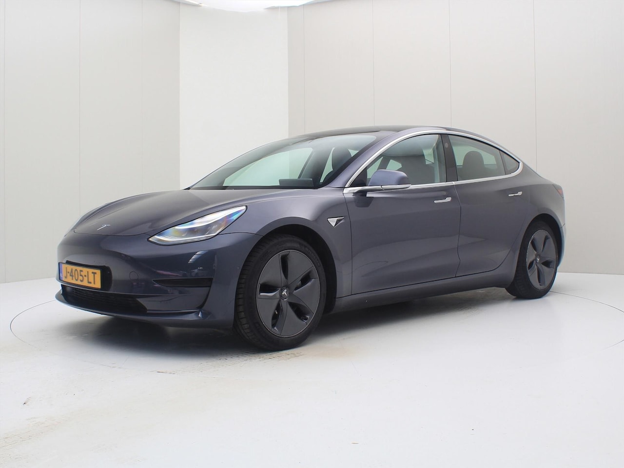 Tesla Model 3 - Standard RWD Plus [ AUTOPILOT+60 kWh+PREMIUM AUDIO ] - AutoWereld.nl