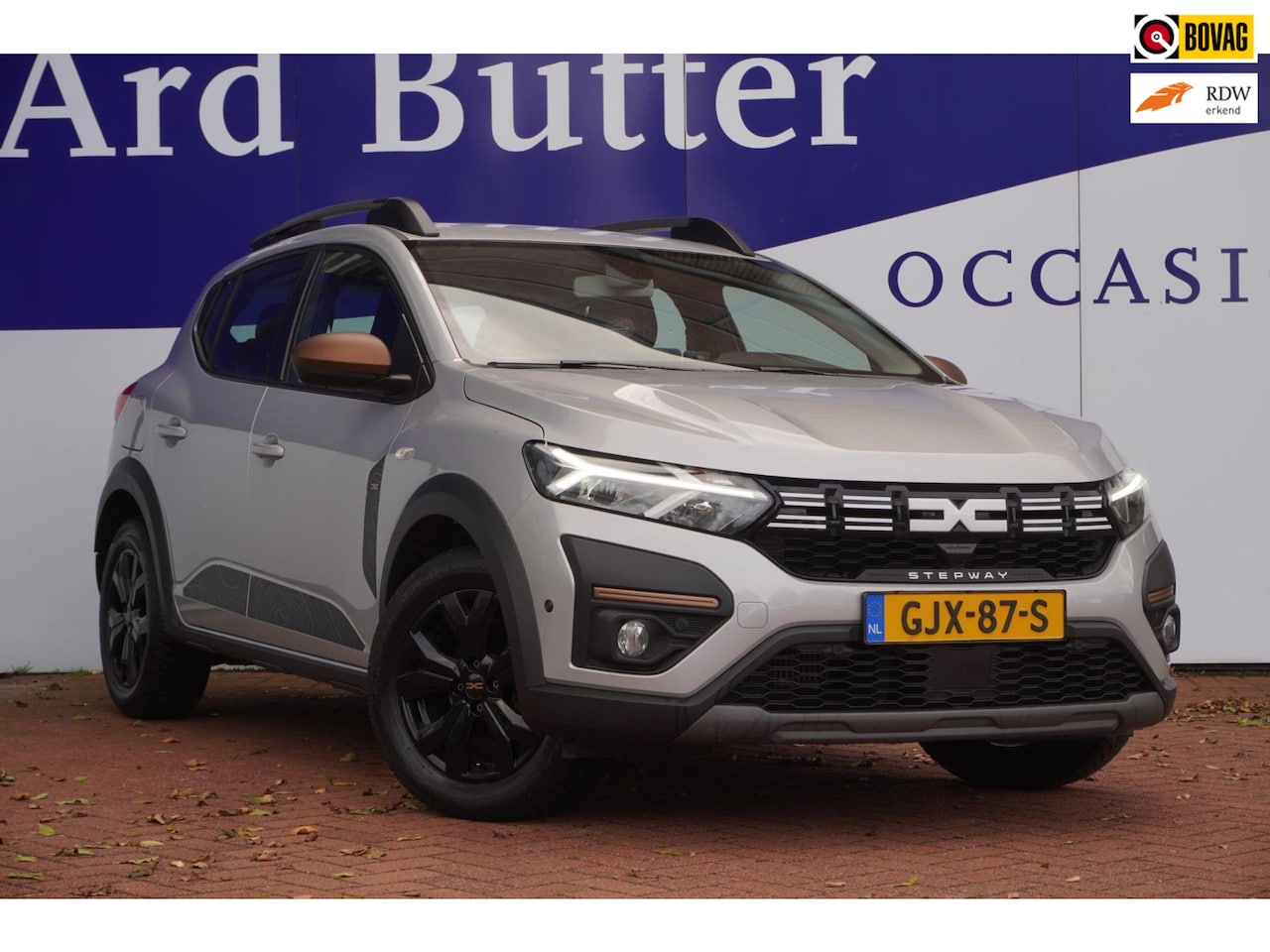 Dacia Sandero Stepway - 1.1 TCe 110 Extreme - AutoWereld.nl