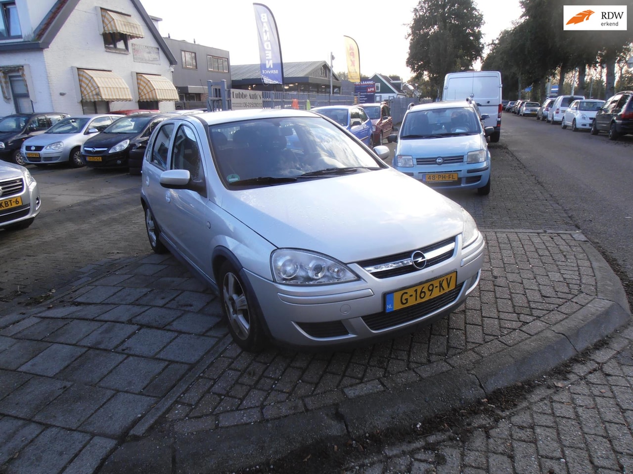 Opel Corsa - 1.2-16V st bekr 5drs airco nap apk - AutoWereld.nl
