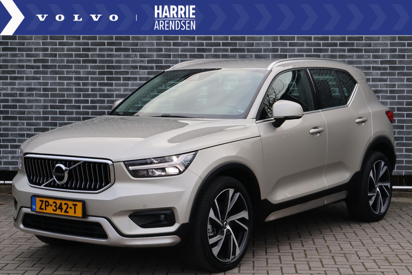 Volvo XC40 - 2.0 T4 Inscription Cruise control | key-less entry | 20" lichtmetalen velgen | Exterieur s - AutoWereld.nl