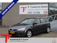 Kia Cee'd - 1.4 CVVT X-tra 5-deurs / Airco / Goed onderhouden / Trekhaak