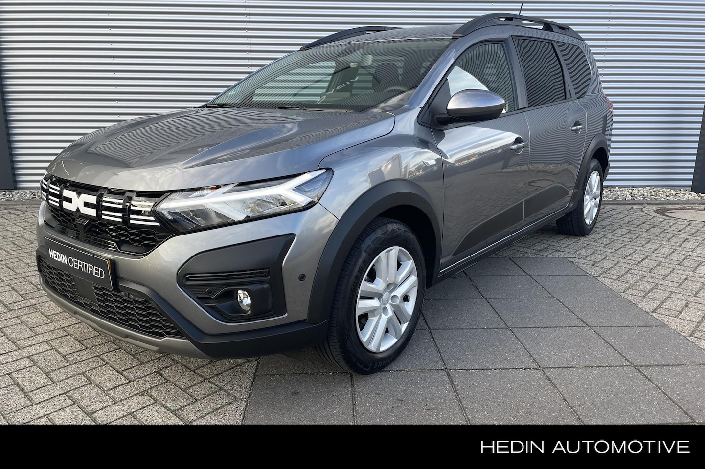 Dacia Jogger - 1.0 TCe 100 ECO-G Essential 5p. 1.0 TCe 100 ECO-G Essential 5p. - AutoWereld.nl