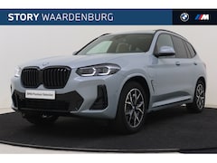 BMW X3 - xDrive30e High Executive M Sport Automaat / Panoramadak / Trekhaak / Sportstoelen / Adapti