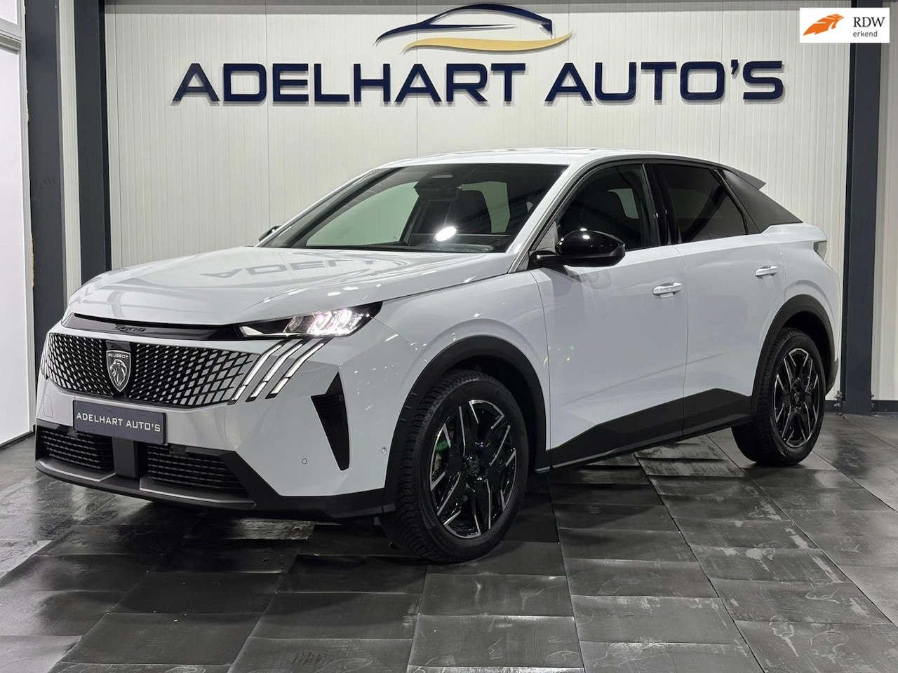 Peugeot 3008 - 1.2 Hybrid 145 Allure Nieuw model / Automaat / Lederen interieur / Camera / Cruise / etc.. - AutoWereld.nl