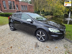 Volvo V40 - 1.5 T3 Polar+ Sport R-design AUTOMAAT
