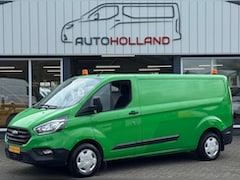 Ford Transit Custom - 2.0 TDCI 77KW 105PK L2H1 EURO 6 AIRCO/ NAVIGATIE/ CRUISE CONTROL/ TREKHAAK/ 100% DEALEROND