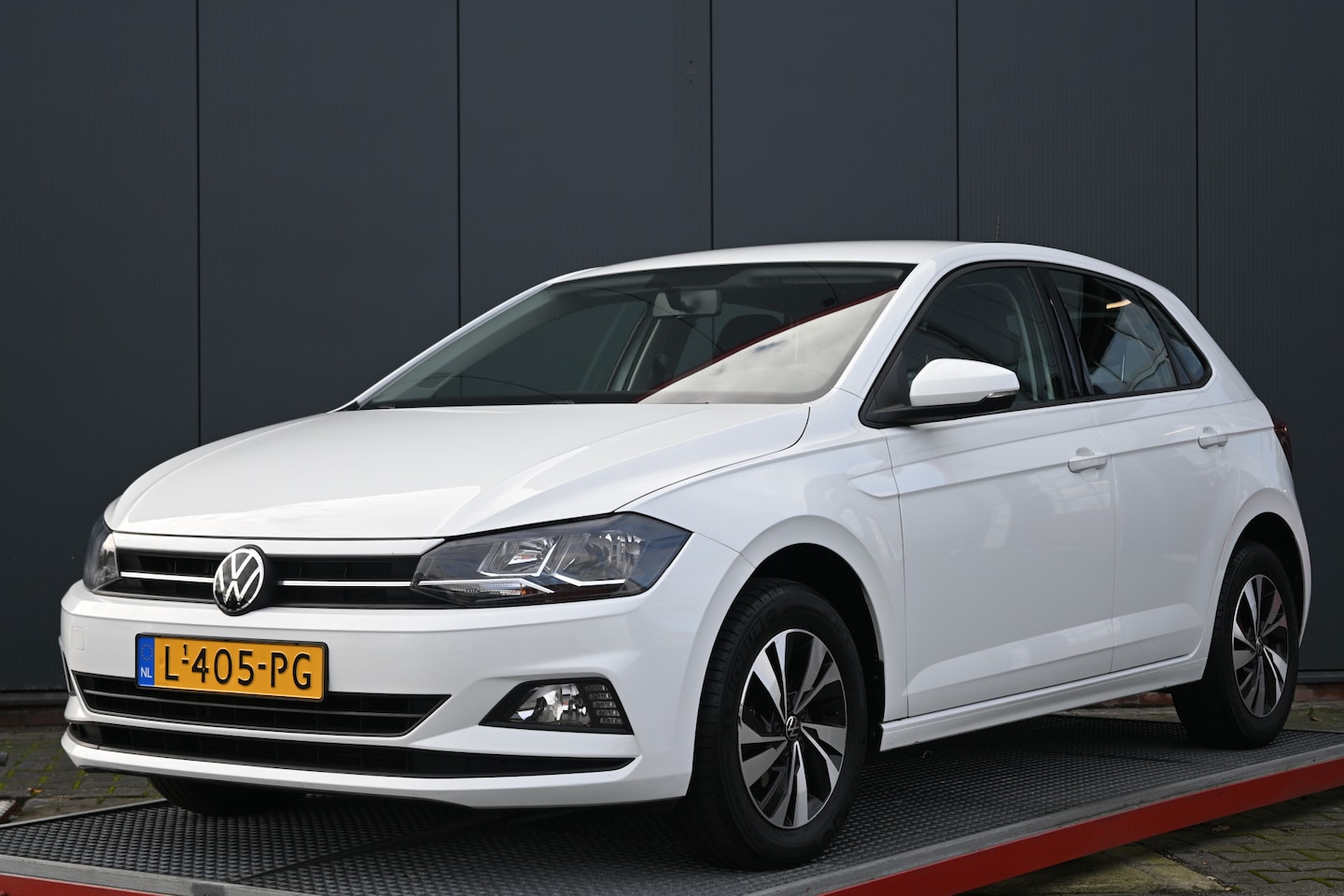 Volkswagen Polo - 1.0 TSI Comfortline navigatie carplay - AutoWereld.nl