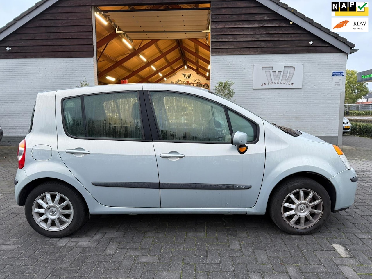 Renault Modus - 1.4-16V Privilège Luxe Opknapper | Export | Inruilkoopje - AutoWereld.nl
