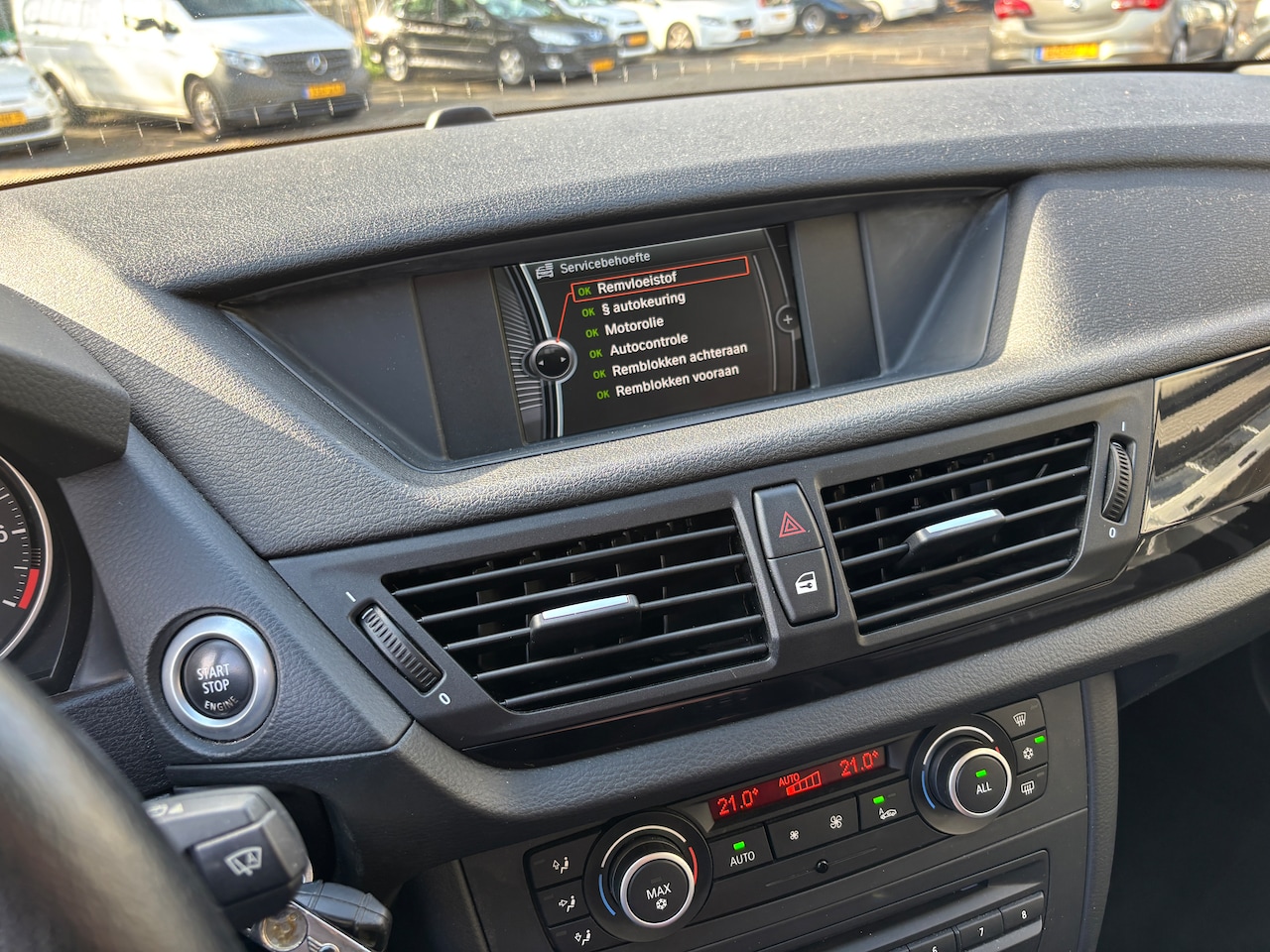BMW X1 - 1.8i sDrive Executive | Org-NL auto. Xenon. Sportstoelen. Navi.