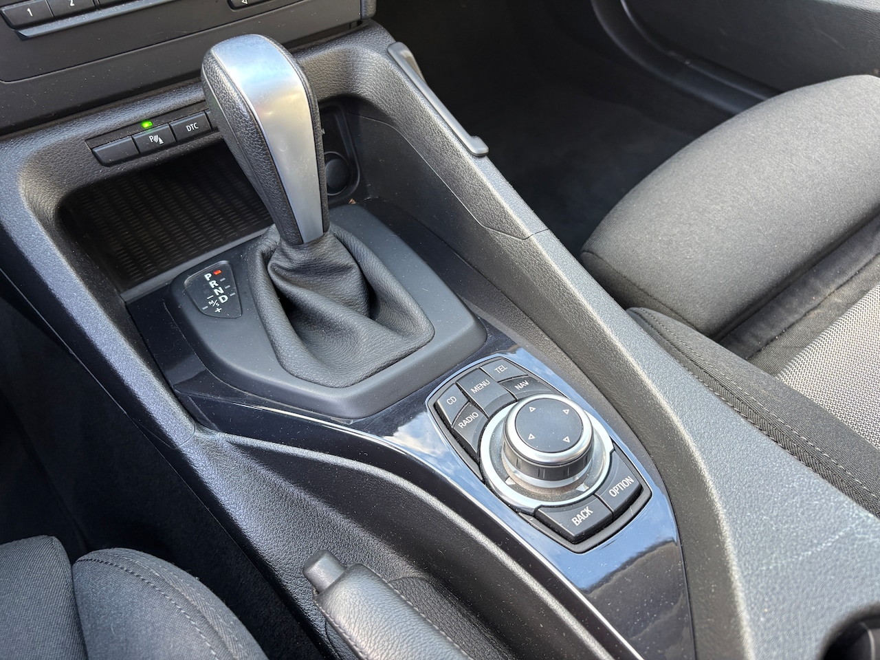 BMW X1 - 1.8i sDrive Executive | Org-NL auto. Xenon. Sportstoelen. Navi.
