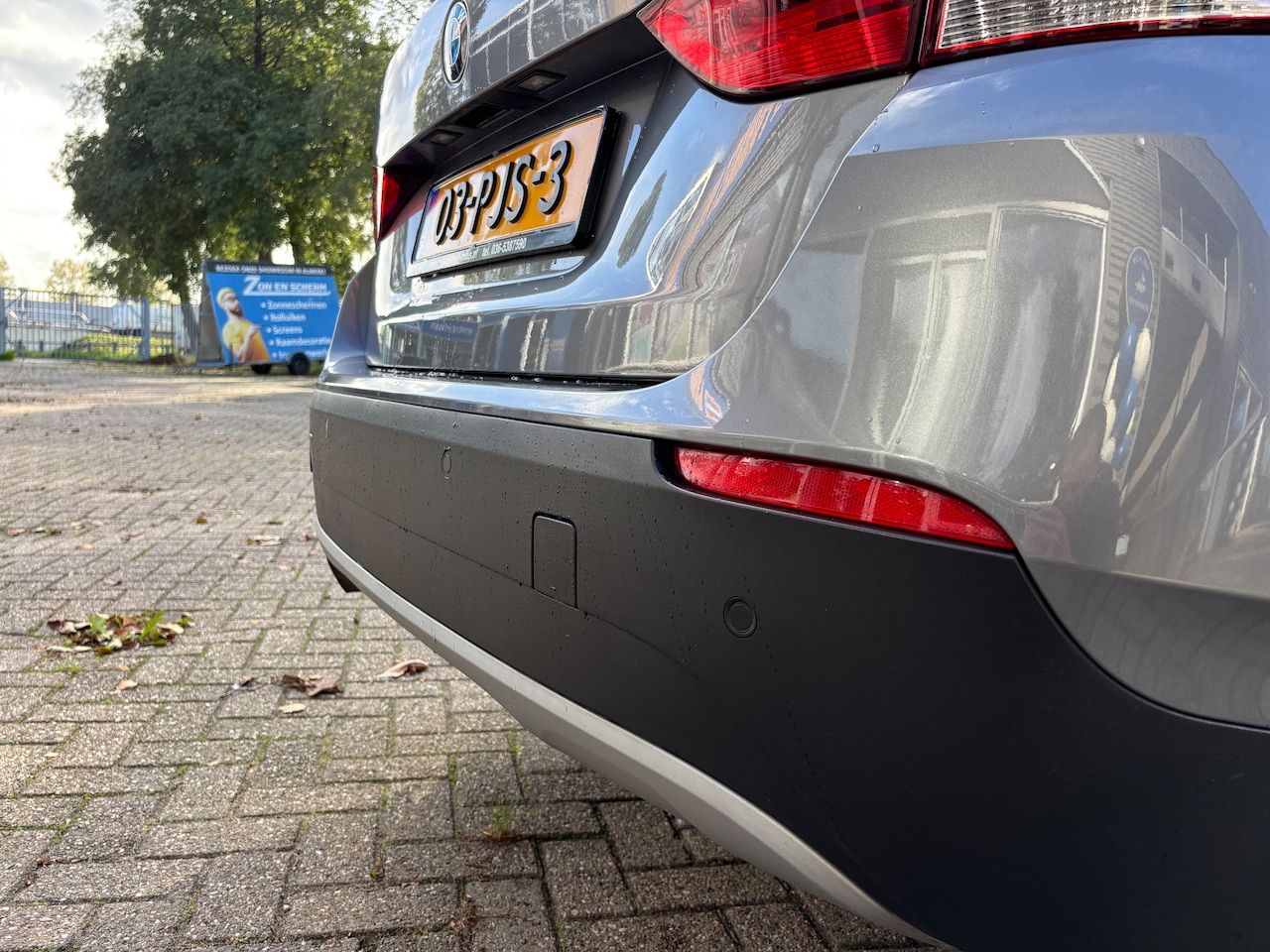 BMW X1 - 1.8i sDrive Executive | Org-NL auto. Xenon. Sportstoelen. Navi.