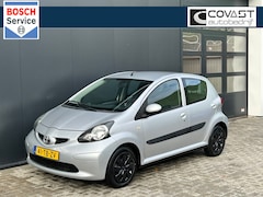 Toyota Aygo - 1.0-12V + Automaat | 5-deurs | Apk 22-10-2026 |