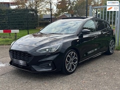 Ford Focus - 1.0 EcoBoost ST Line Panodak LED Camera MEGA VOL