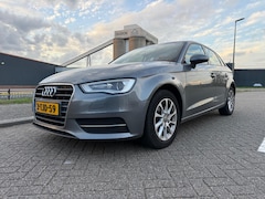 Audi A3 Sportback - 1.6 TDI Attraction Pro Line plus