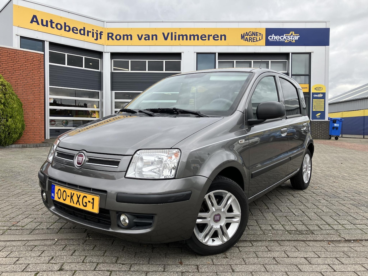 Fiat Panda - 1.2 Presto | Deze Panda is echt van mijn oma geweest! | - AutoWereld.nl