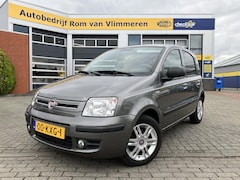 Fiat Panda - 1.2 Presto | Deze Panda is echt van mijn oma geweest |