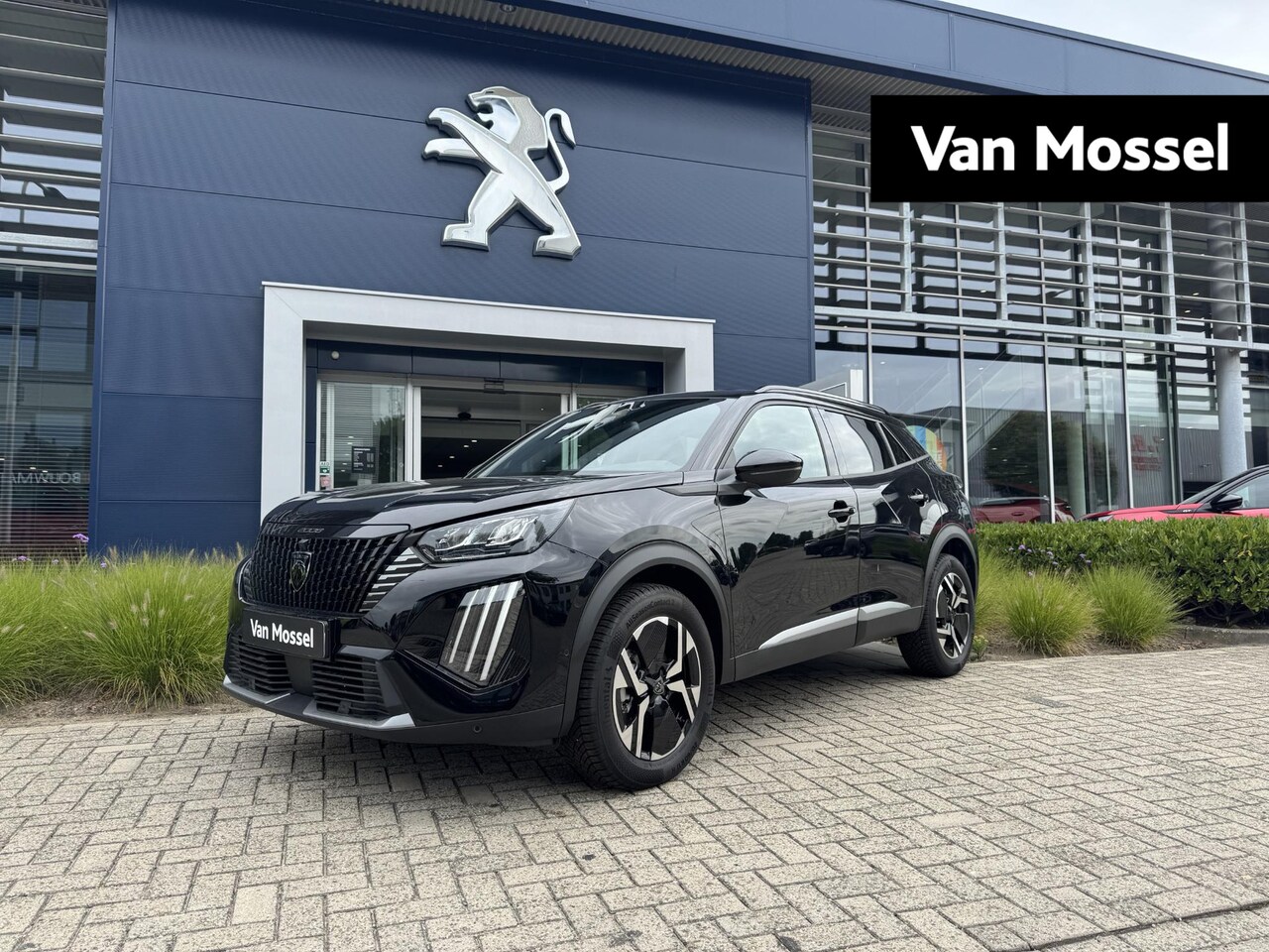 Peugeot 2008 - 1.2 Hybrid 136 Allure l Camera l Navigatie l Voorraad l Direct Leverbaar!!! - AutoWereld.nl