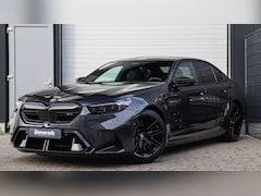 BMW M5 - Sedan | Carbon Pack | Stoelventilatie | Comfort Pack | Bowers & Wilkins | Head-up