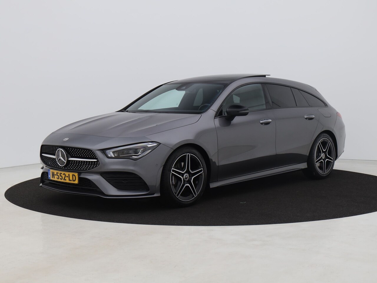 Mercedes-Benz CLA-klasse Shooting Brake - Shooting Brake 180 Business Solution AMG | PANO | MEMORY | SFEERVERLICHTING | CAMERA | STO - AutoWereld.nl