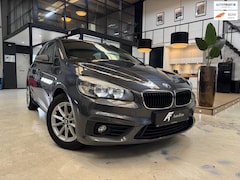 BMW 2-serie Active Tourer - 218i Boordcomputer Stoelverwarming Bluetooth audi voorbereiding Metallic Black roof rails