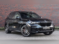 BMW X5 - 45e xDrive High Executive M Sportpakket, Panoramadak, Luchtvering, Individual, 4-wiel besturing, HUD, Laser licht