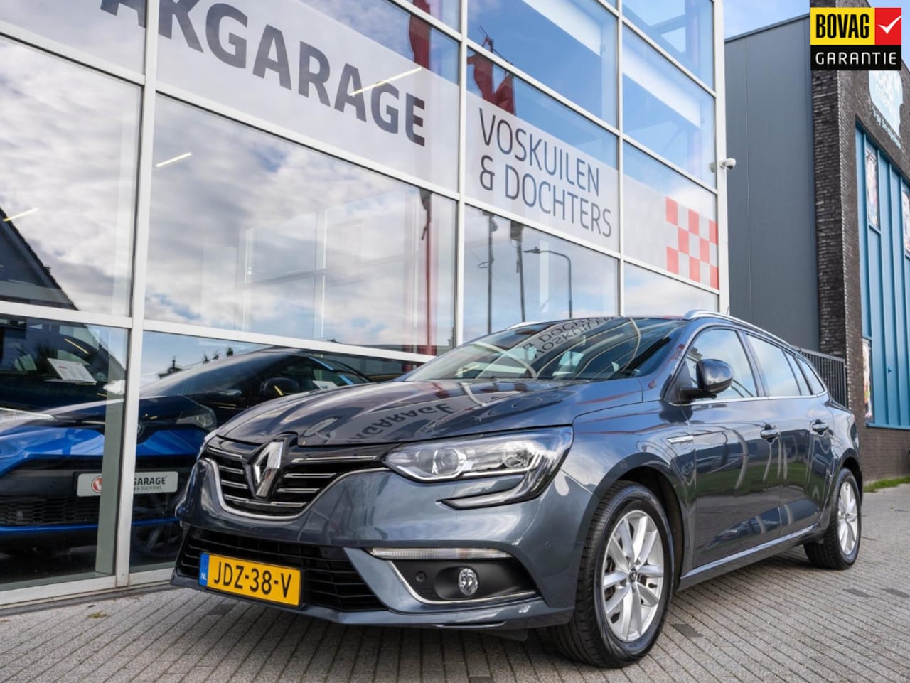 Renault Mégane Estate - 1.3 TCe Intens | Carplay | Camera - AutoWereld.nl
