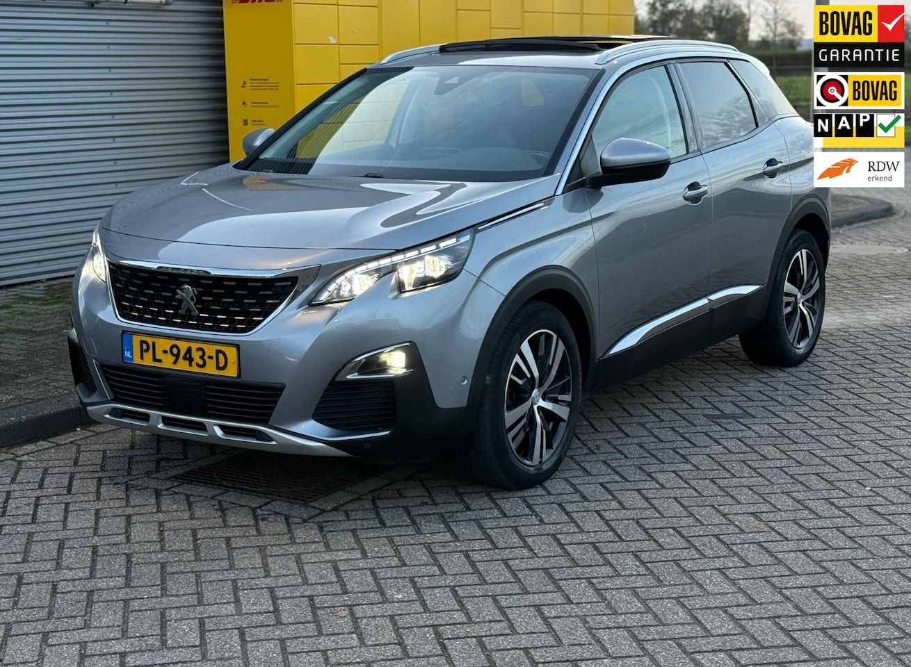 Peugeot 3008 - 1.2 PureTech Allure Automaat Navi Panoramadak PDC v+a Camera - AutoWereld.nl