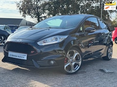 Ford Fiesta - 1.6 ST2 CLIMA RECARO 86DKM PDC DEALERONDH