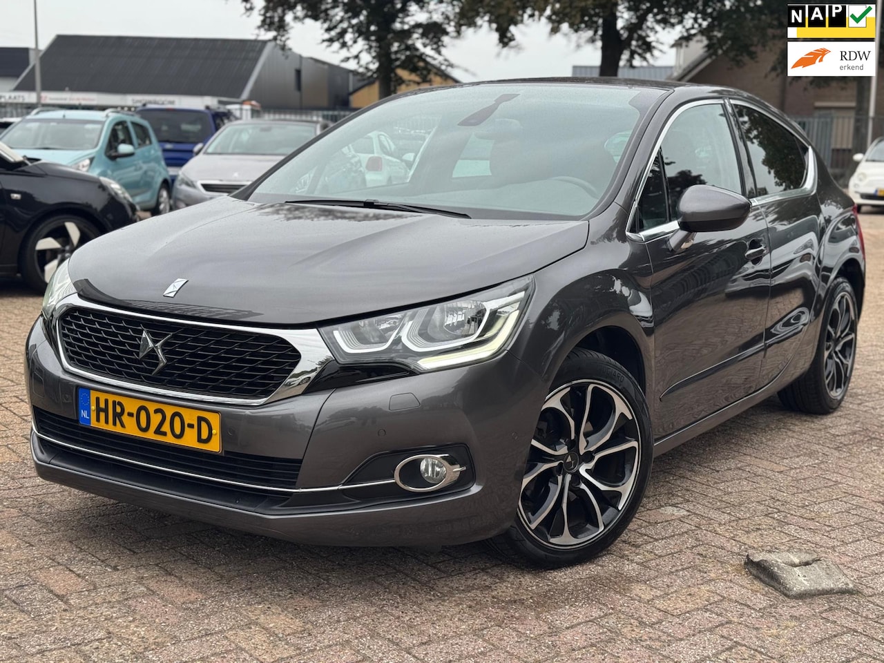 DS 4 - 1.6 So Chic AUTOMAAT 165PK NAVI LEDER MASSAGE NAP65DKM - AutoWereld.nl