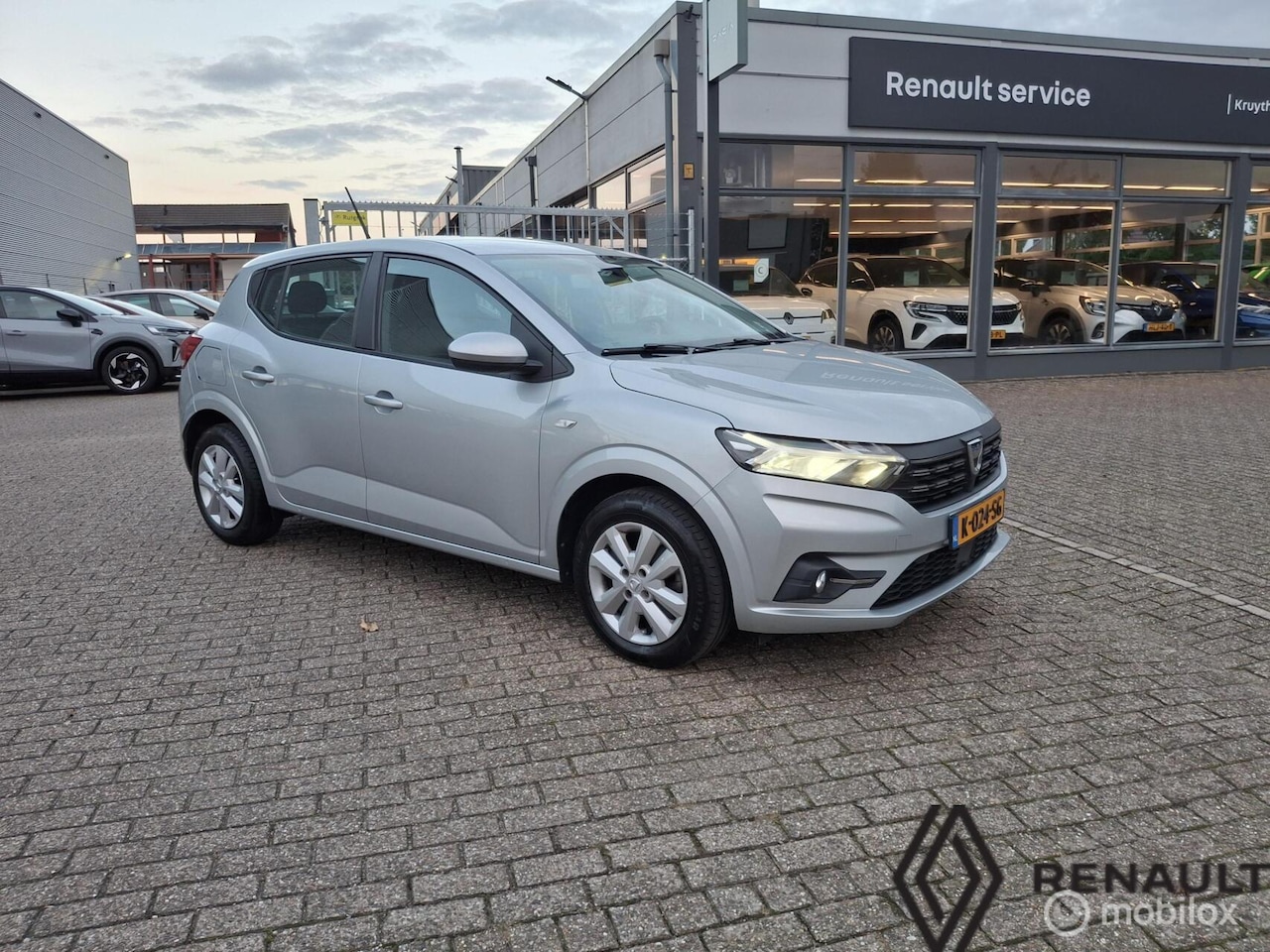 Dacia Sandero - 1.0 TCe 100 Bi-Fuel Essential 1.0 TCe 100 Bi-Fuel Essential - AutoWereld.nl