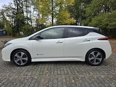 Nissan LEAF - N-Connecta 40 kWh 2018 Wit Navi | Camera | Stoelverwarming
