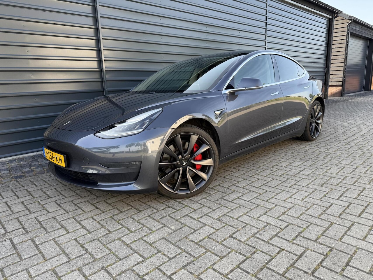 Tesla Model 3 - Performance AWD 486 PK!! 75 kWh 20'' LM Velg - AutoWereld.nl