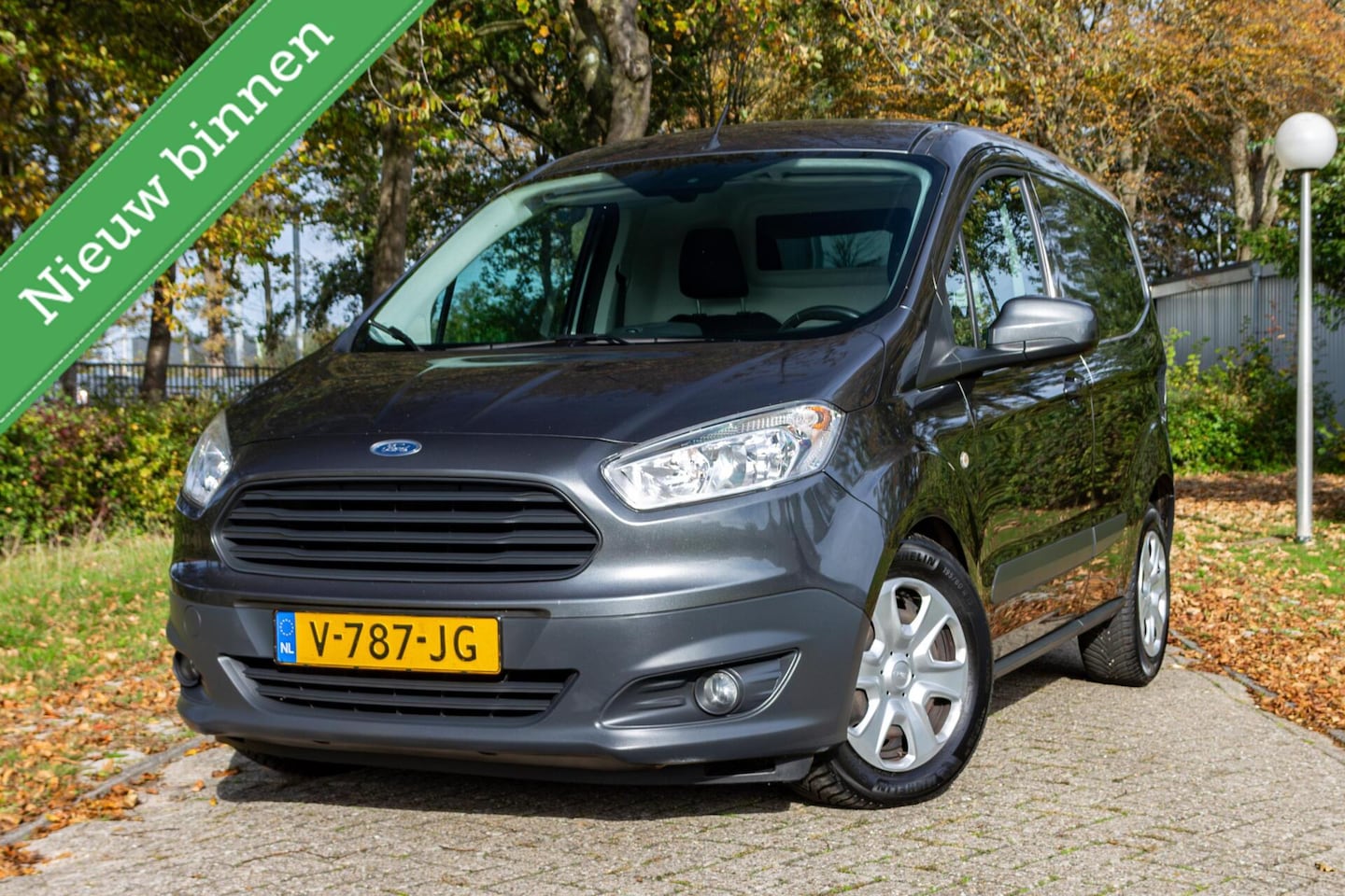 Ford Transit Courier - 1.5 TDCI Ambiente 1.5 TDCI Ambiente - AutoWereld.nl